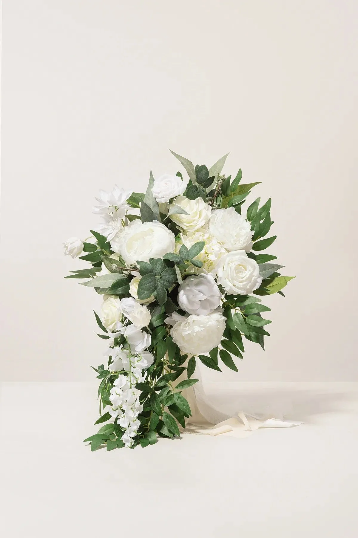 Groen en wit Cascading Bridal Bouquet